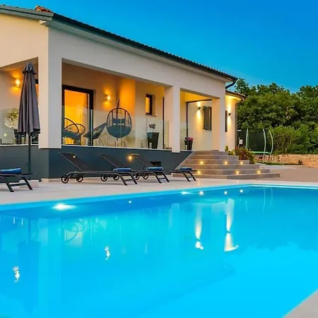 Ariem By Istrialux Вилла