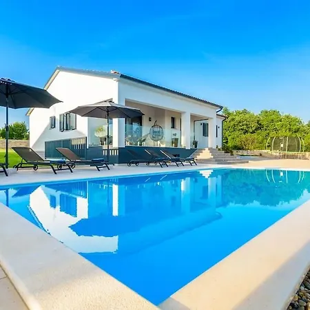 Ariem By Istrialux Villa Žminj