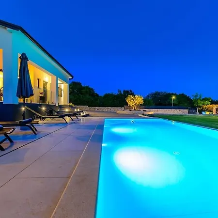 Ariem By Istrialux Žminj