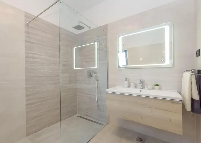 Ariem By Istrialux Villa