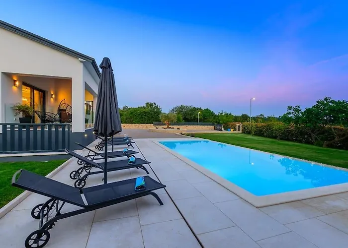 Ariem By Istrialux Villa *