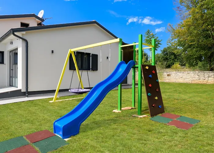 Ariem By Istrialux Villa *