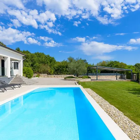 Βίλα Ariem By Istrialux Žminj